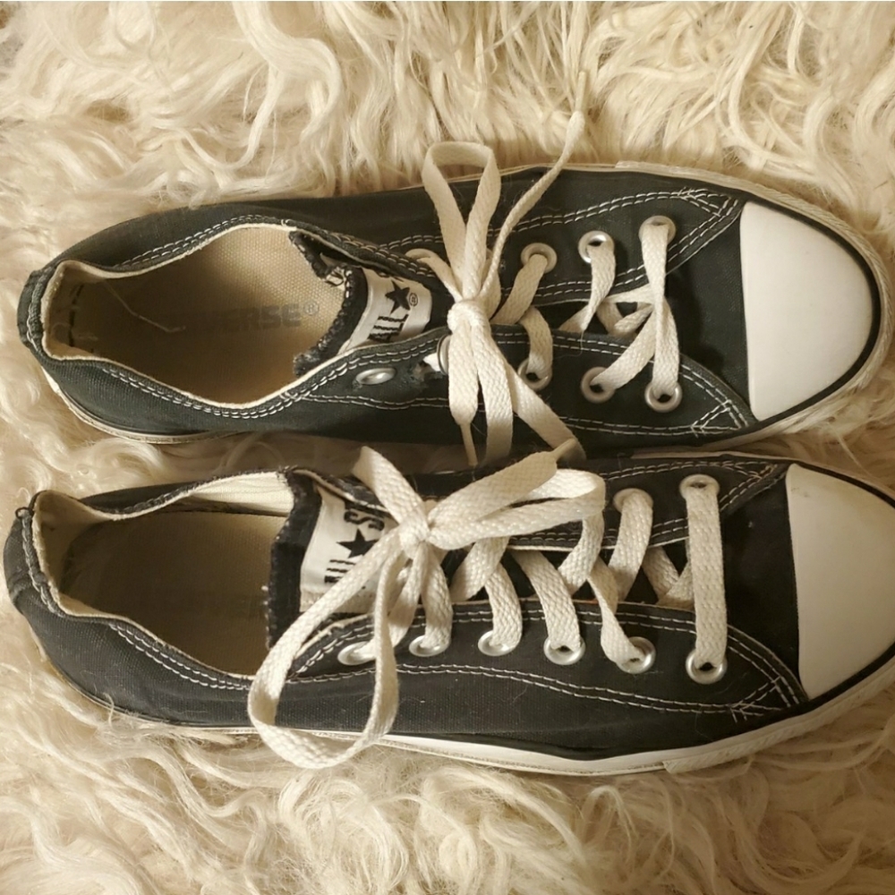 Black Converse